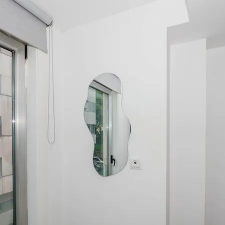 Ybh Joaquin Loriga 29 アパート