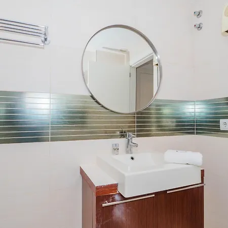 Ybh Joaquin Loriga 29 アパート